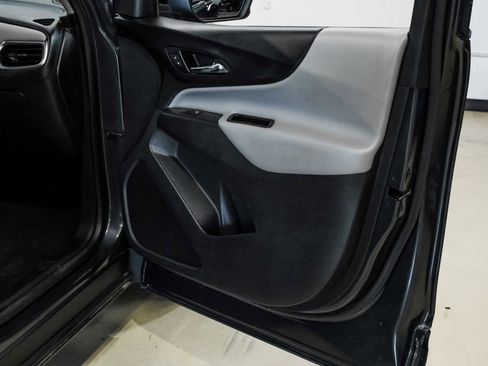 Used 2021 Chevrolet Equinox LT w/ LPO, Floor Liner Package AWD/4WD image 45