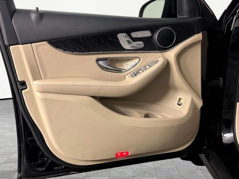 Used 2018 Mercedes-Benz GLC 300 image 20