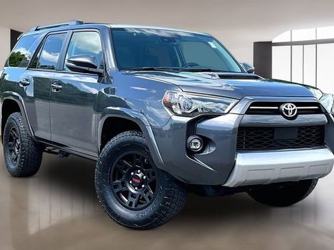 Used 2021 Toyota 4Runner TRD Off-Road Premium w/ Moonroof Package AWD/4WD image 3