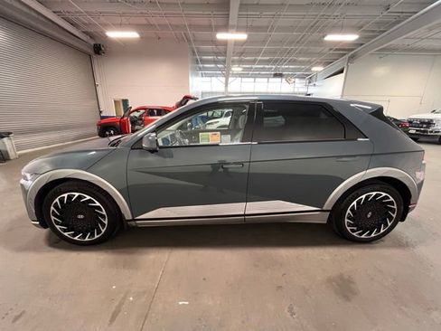 Used 2024 Hyundai Ioniq 5 Limited image 6