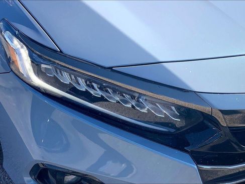 Used 2022 Honda Accord Sport image 25