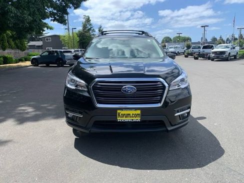 Used 2022 Subaru Ascent Limited w/ Technology Package AWD/4WD image 10