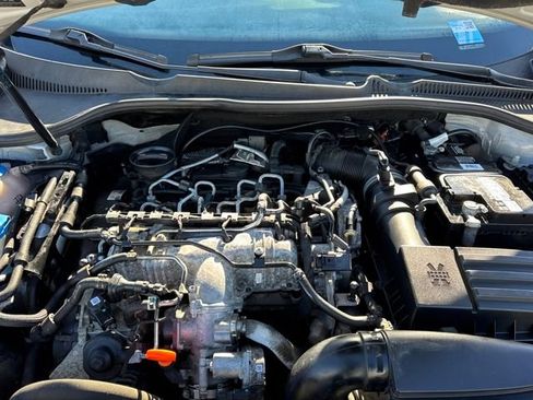 Used 2011 Volkswagen Jetta TDI image 21