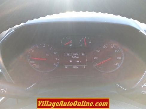 Used 2018 Chevrolet Equinox LT image 38