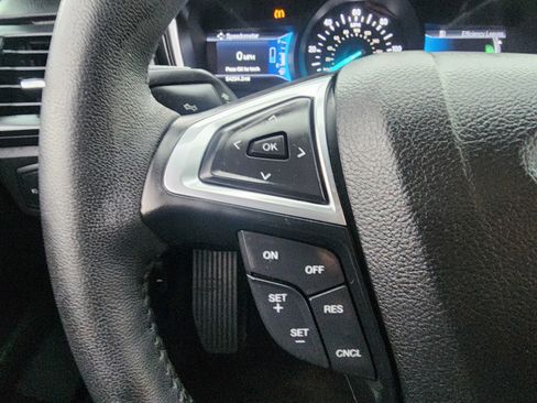 Used 2017 Ford Fusion Energi Titanium FWD image 34