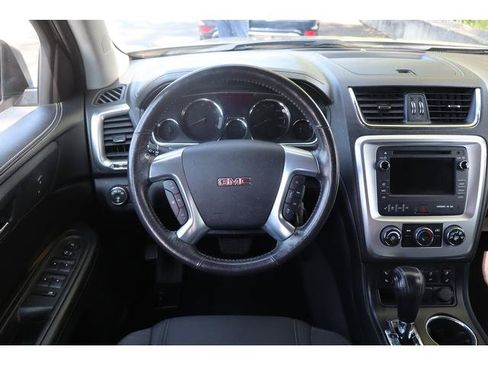 Used 2015 GMC Acadia SLE FWD image 10