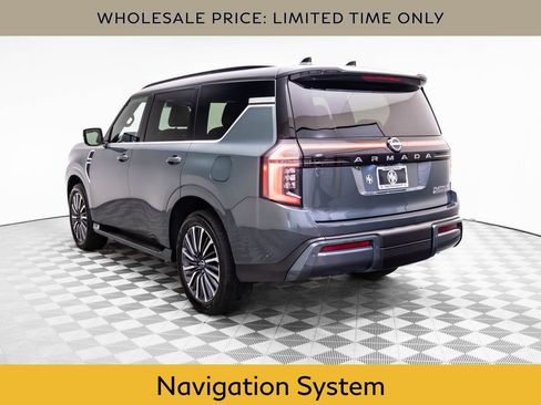 Used 2025 Nissan Armada Platinum Reserve w/ Convenience Package AWD/4WD image 3