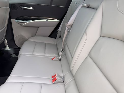 Certified 2023 Cadillac XT4 Premium Luxury FWD image 16