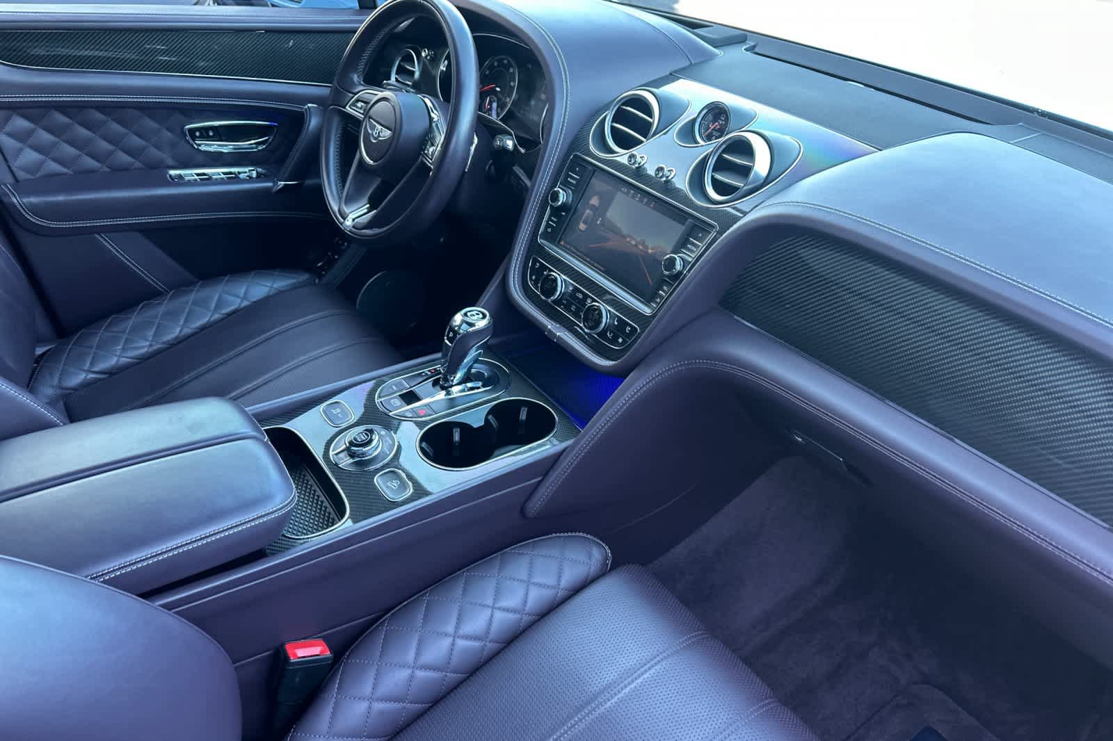 Used 2019 Bentley Bentayga AWD/4WD image 16