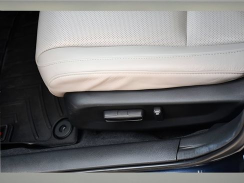 Used 2022 Honda Insight Touring image 34