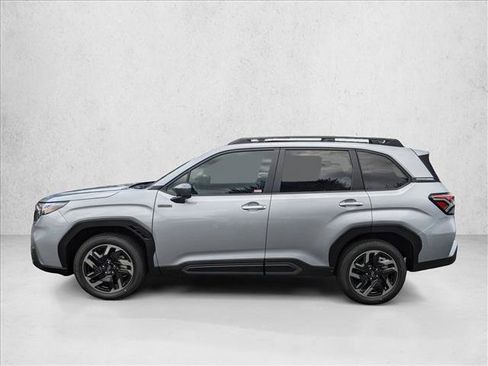 Used 2025 Subaru Forester Limited image 5