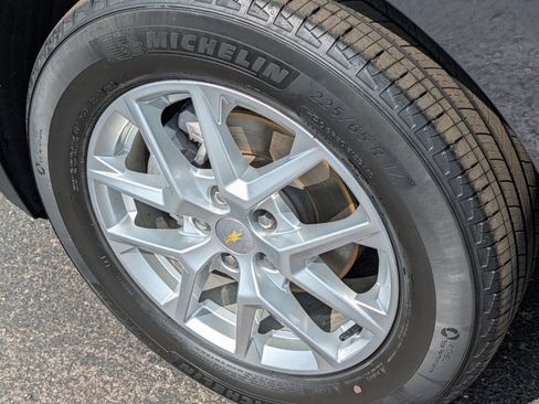 Used 2022 Chevrolet Equinox LT FWD image 15