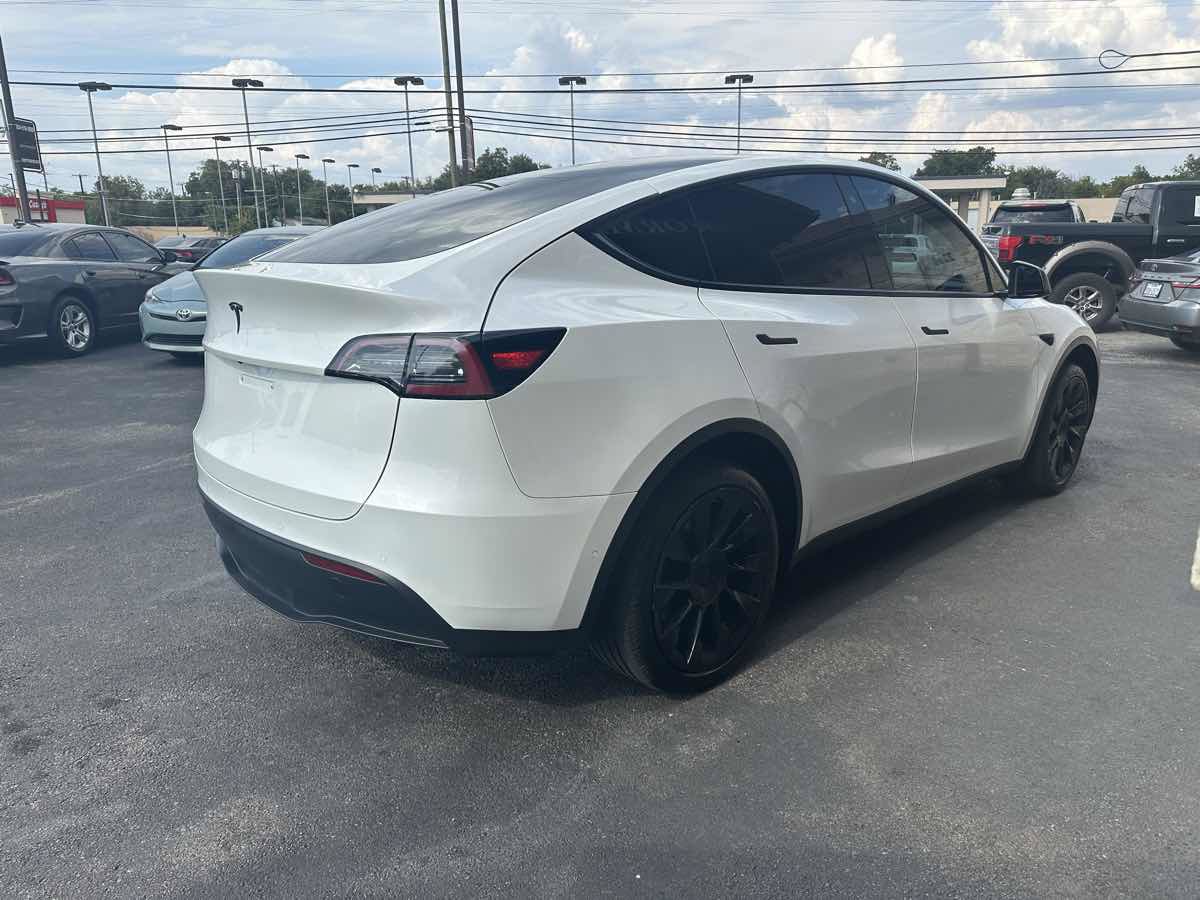 Used 2020 Tesla Model Y Long Range AWD/4WD image 5