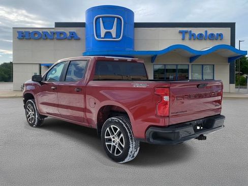 Used 2020 Chevrolet Silverado 1500 Custom Trail Boss w/ Custom Convenience Package image 3
