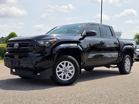 Used 2024 Toyota Tacoma SR w/ SR Upgrade Package AWD/4WD image 22