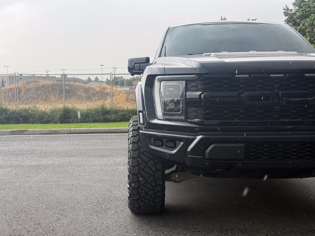 Used 2022 Ford F150 Raptor w/ Equipment Group 801A High AWD/4WD image 4
