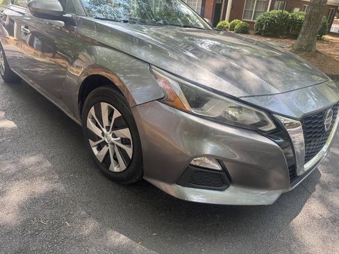 Used 2020 Nissan Altima 2.5 S FWD image 8