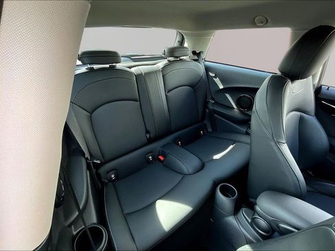 Used 2022 MINI Cooper S image 23