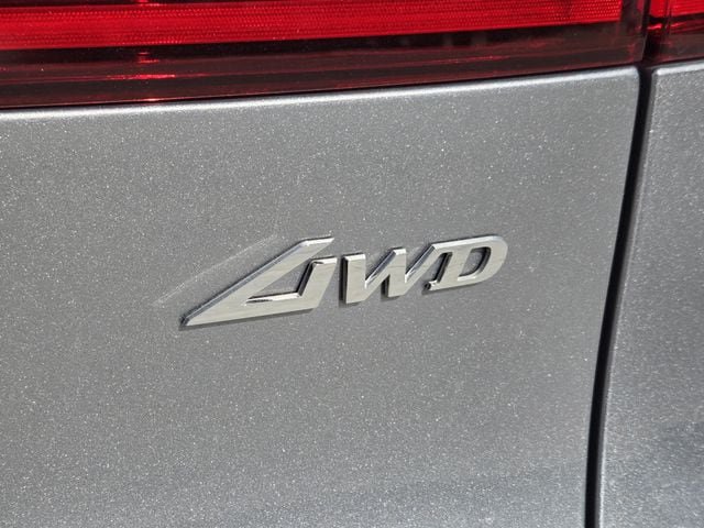 Used 2026 Genesis GV70 2.5T Advanced AWD/4WD image 8