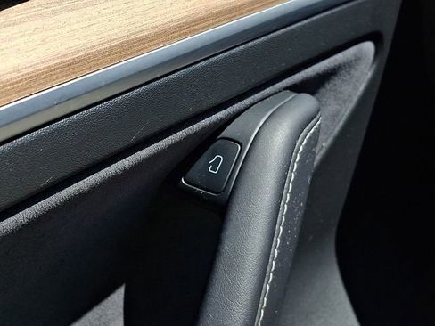 Used 2023 Tesla Model 3 Standard Range RWD image 25