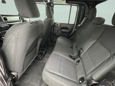 Used 2022 Jeep Gladiator Sport AWD/4WD image 10