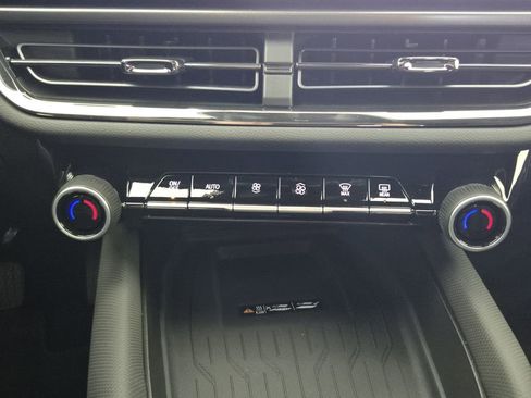 New 2025 Chevrolet Equinox EV RS w/ Active Safety Package 3 image 19