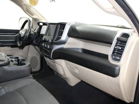 Used 2022 RAM 3500 Big Horn image 29