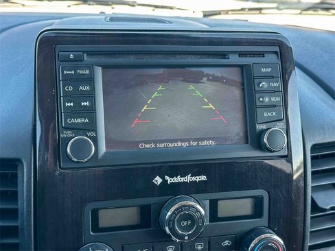 Used 2014 Nissan Titan SL image 31