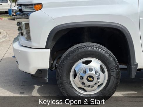 Used 2022 Chevrolet Silverado 3500 High Country AWD/4WD image 25