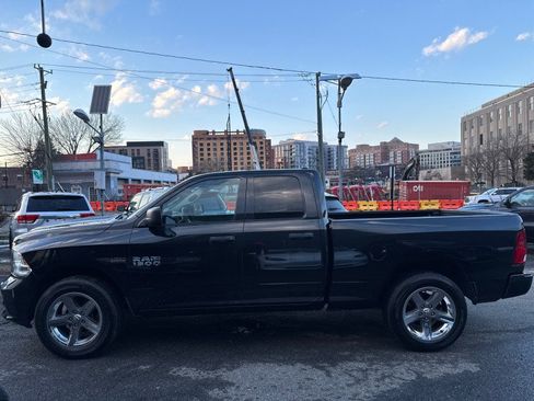 Used 2016 RAM 1500 Express image 6