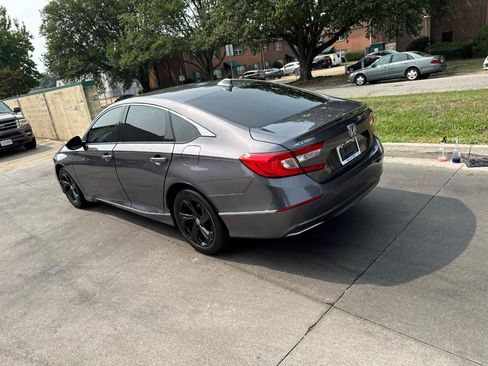 Used 2018 Honda Accord EX-L image 4