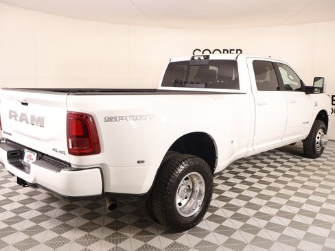 Used 2026 RAM 3500 Laramie w/ Sport Appearance Package AWD/4WD image 21