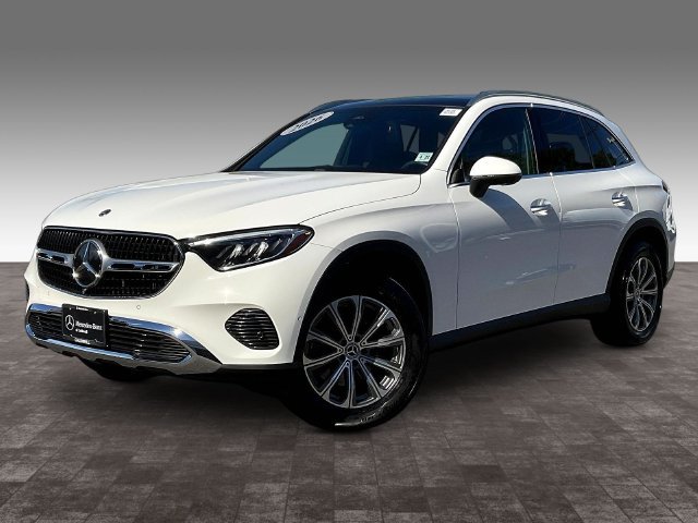 Used 2026 Mercedes-Benz GLC 300 4MATIC image 3