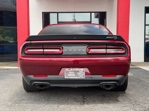Used 2022 Dodge Challenger SRT Hellcat RWD image 9