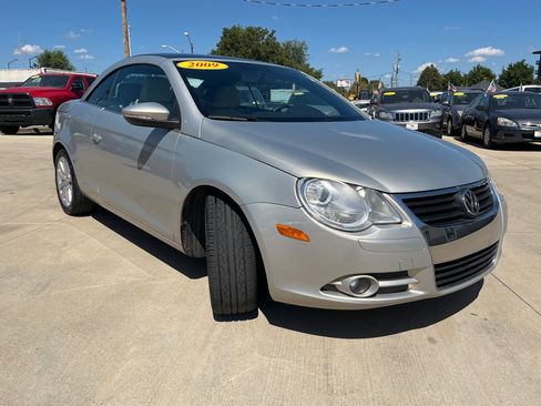 Used 2009 Volkswagen Eos Komfort image 3