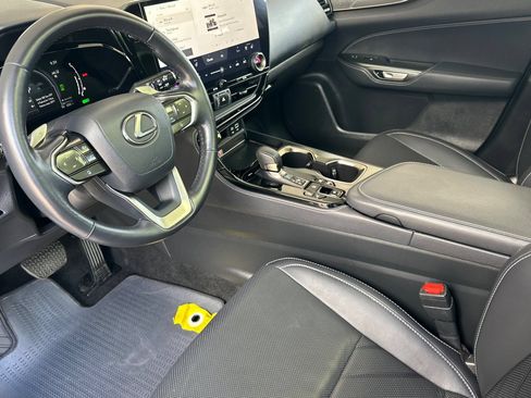 Certified 2025 Lexus NX 450h+ AWD w/ Luxury Package image 7
