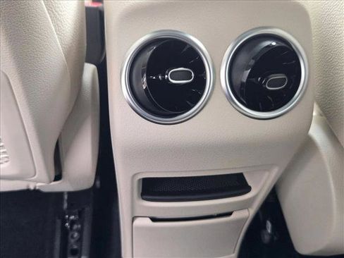 Certified 2025 Mercedes-Benz GLB 250 image 19