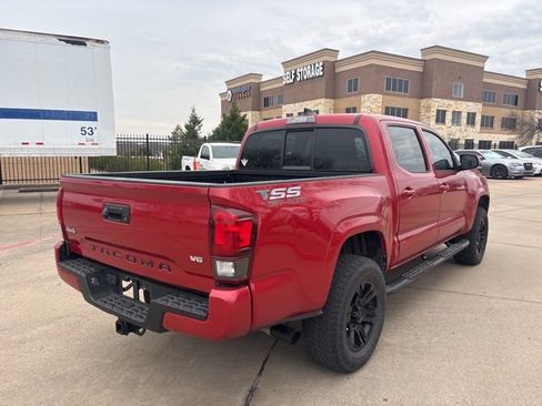 Used 2021 Toyota Tacoma SR image 5