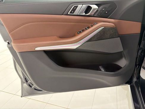 Certified 2024 BMW X5 xDrive40i w/ Premium Package image 10