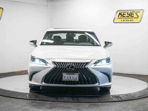 Used 2024 Lexus ES 350 image 6