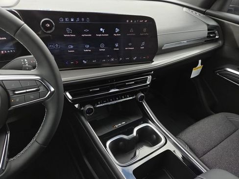 New 2026 Chevrolet Traverse LT w/ Driver Confidence Package image 36