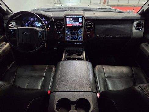 Used 2015 Ford F250 Lariat w/ Lariat Ultimate Package image 7