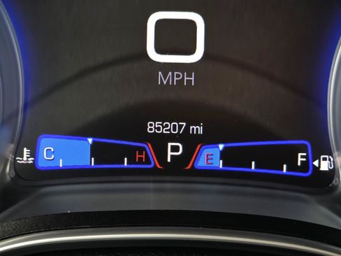 Used 2019 Chrysler 300 Touring L w/ Quick Order Package 22F RWD image 23