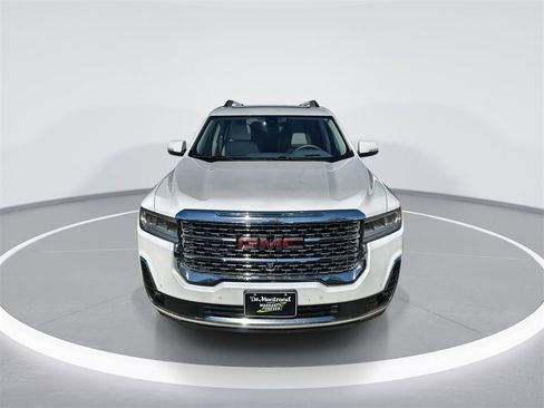 Used 2023 GMC Acadia Denali w/ Denali Ultimate Package image 3