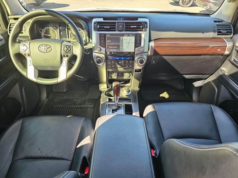 Used 2024 Toyota 4Runner Limited AWD/4WD image 9
