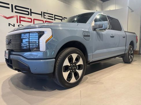 Used 2023 Ford F150 Lightning Platinum AWD/4WD image 2
