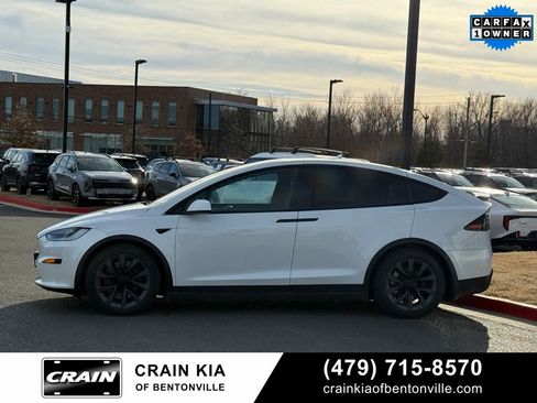Used 2022 Tesla Model X image 4