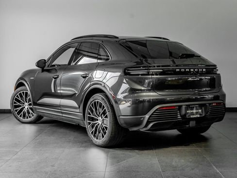 Certified 2024 Porsche Macan 4 Electric AWD/4WD image 3
