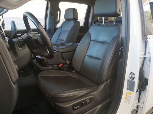 Used 2021 Chevrolet Silverado 2500 LTZ image 16