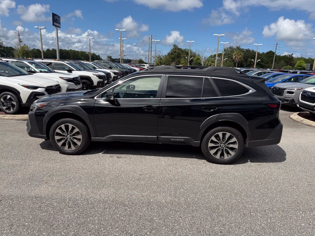 Used 2024 Subaru Outback Limited AWD/4WD image 10